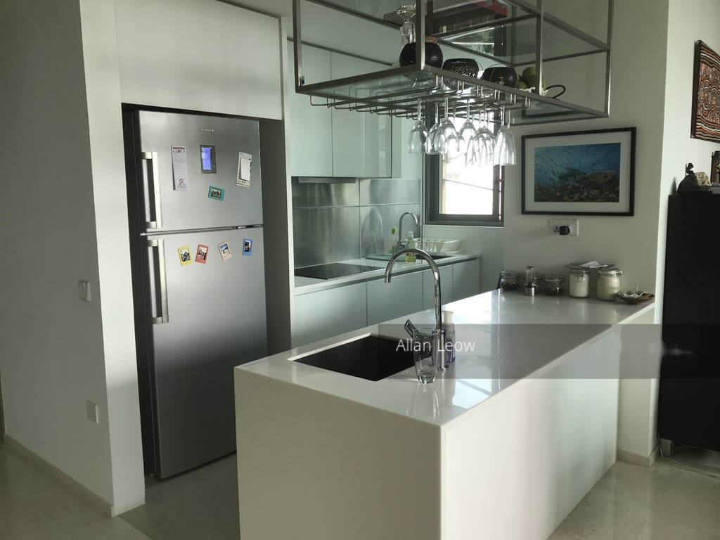 Marine Blue (D15), Condominium #198115422